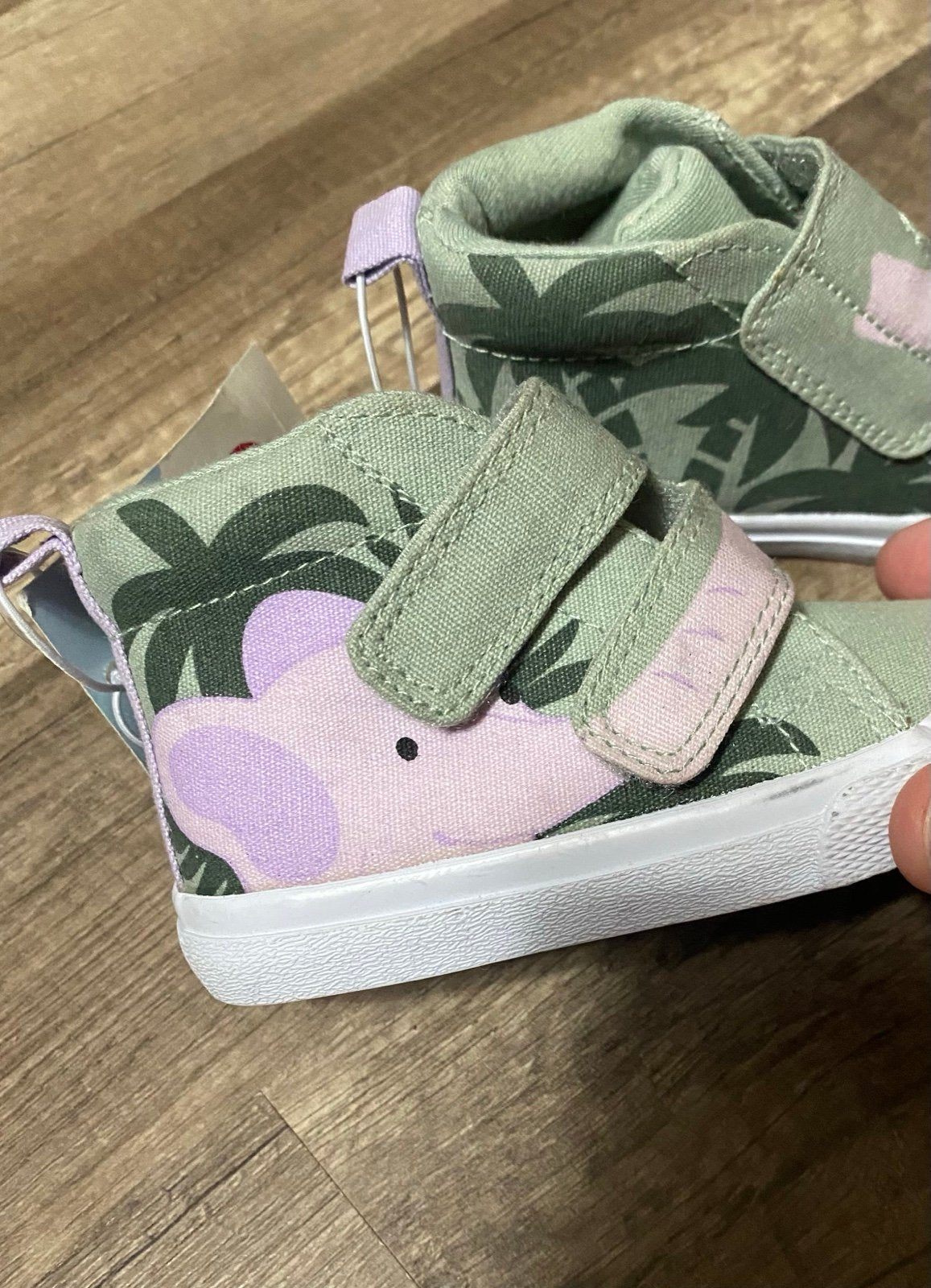 Little girls shoes NWT size 5