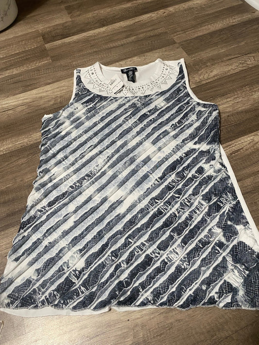 Women’s tank top size Small NWT