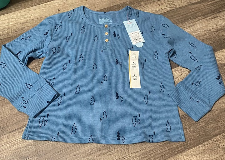 Boys long sleeve top NWT size Small 6-7
