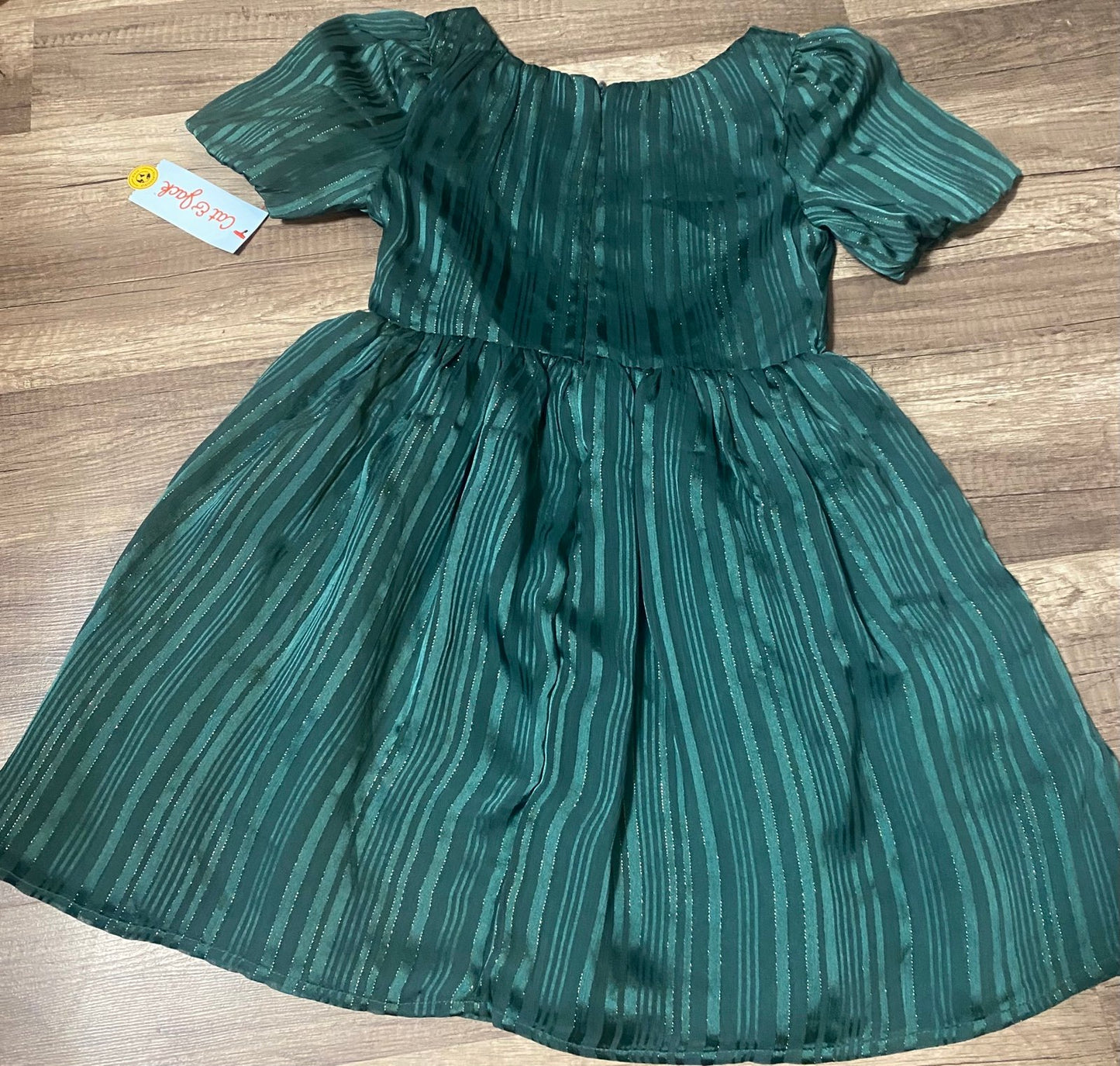 Adorable girls dress NWT size S 6/7