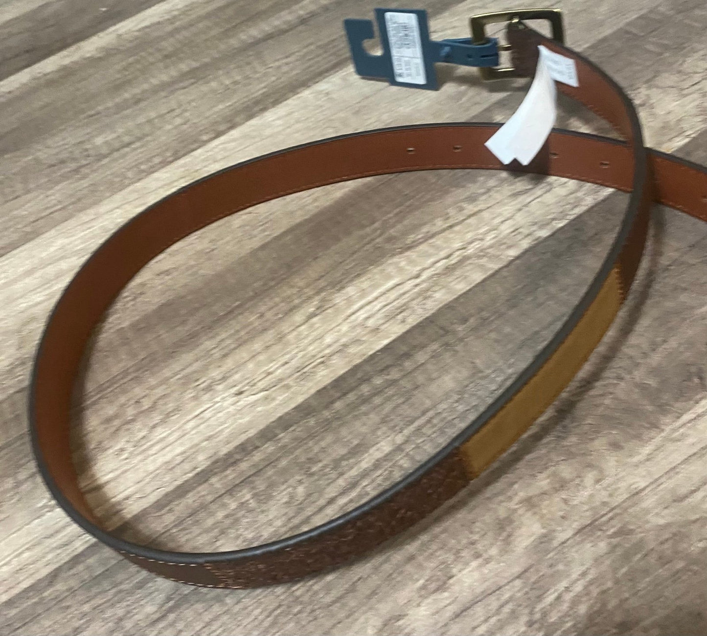 Women’s belt size Large NWT