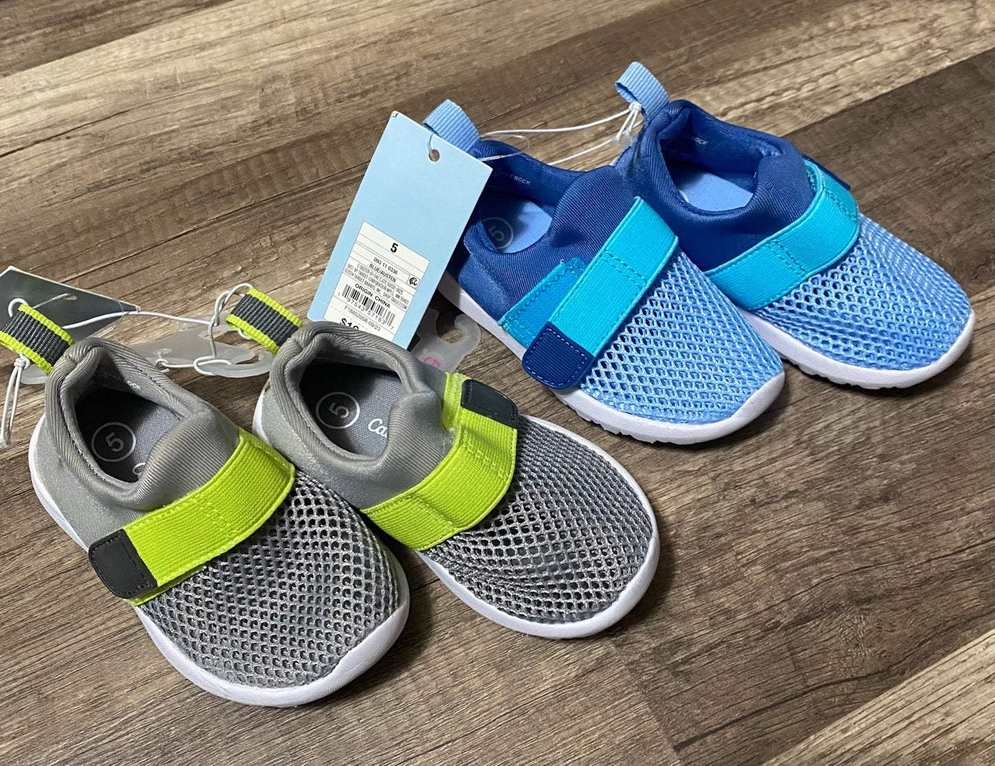 Little boys shoes NWT size 5