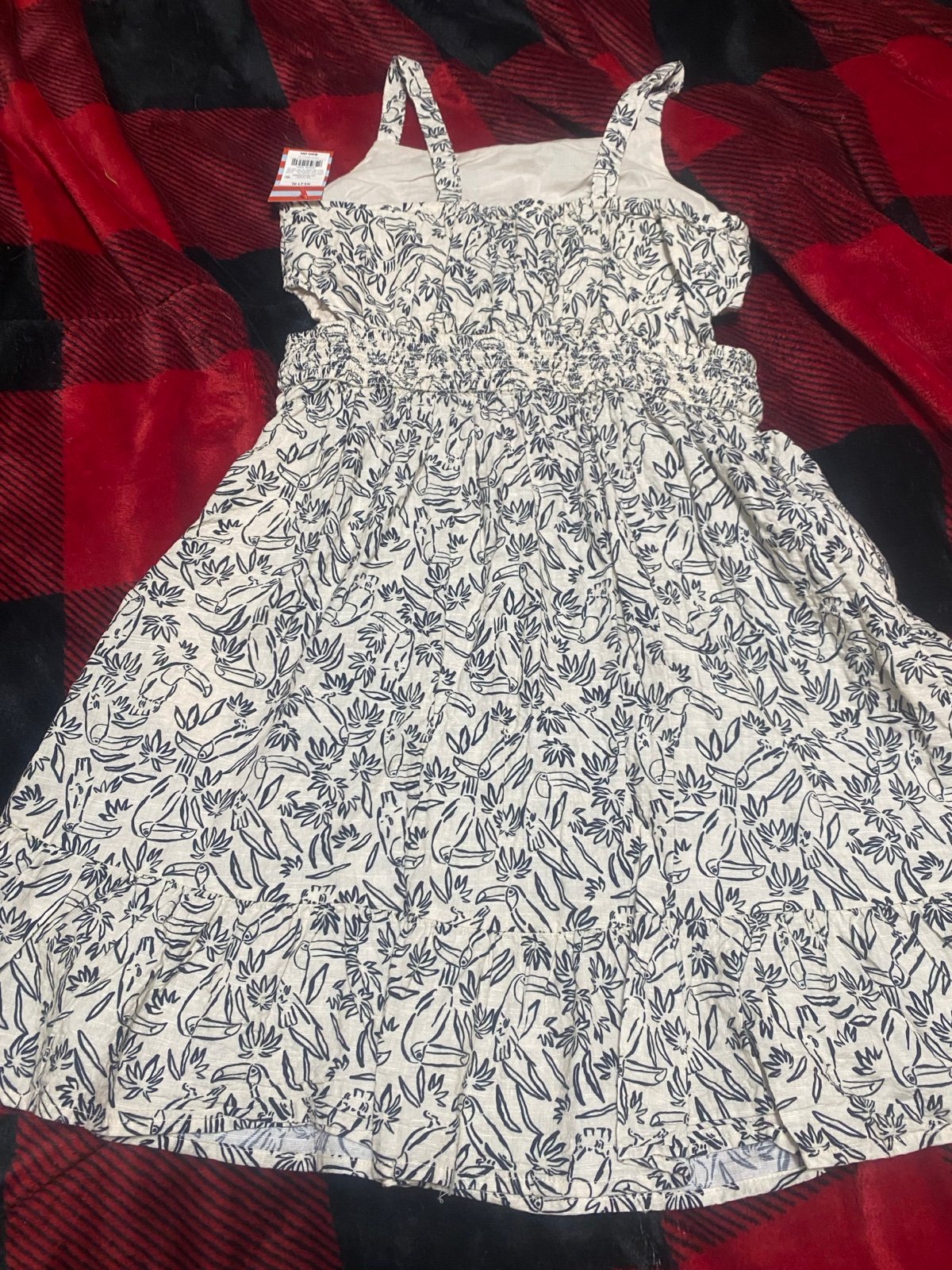 Girls dress size XL/14 NWT