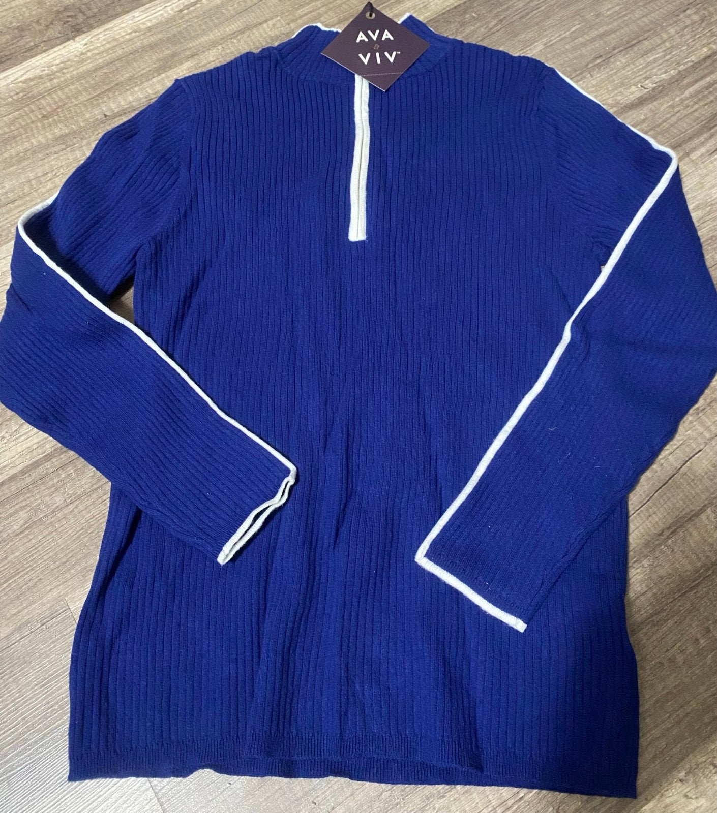 Women’s long sleeve top NWT size XL 14W