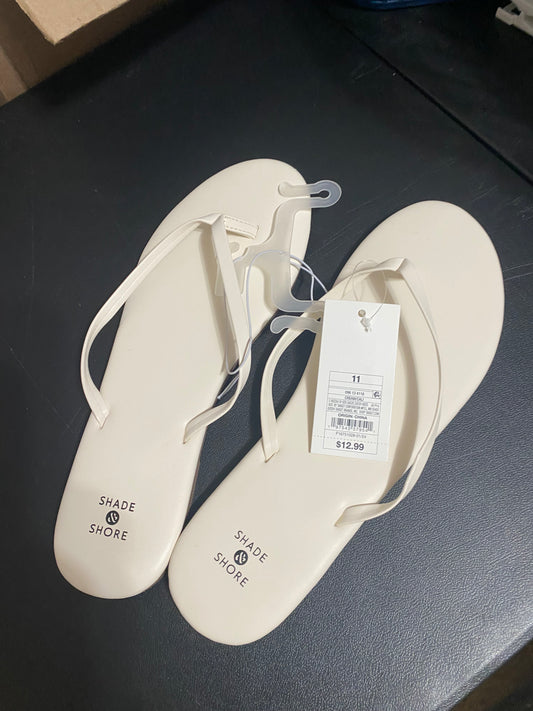 Women’s sandals 11