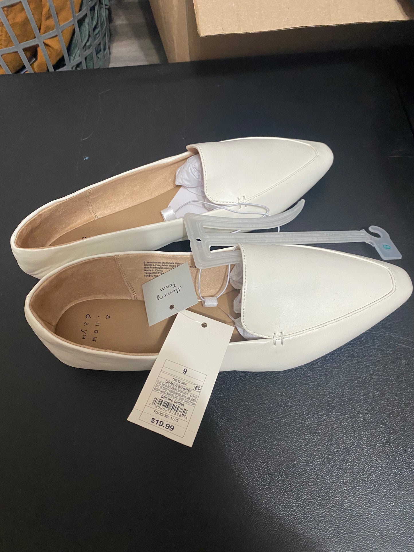 Women’s slip on shoes 9