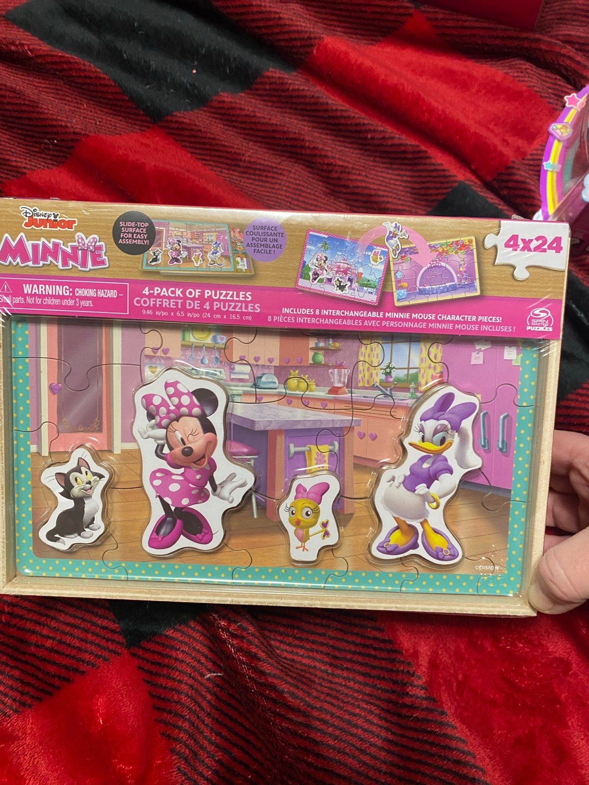 Minnie Mouse puzzle set NEW