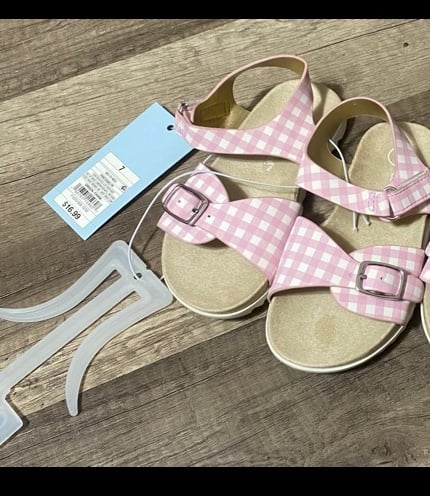 Little girls size 7 sandals NWT
