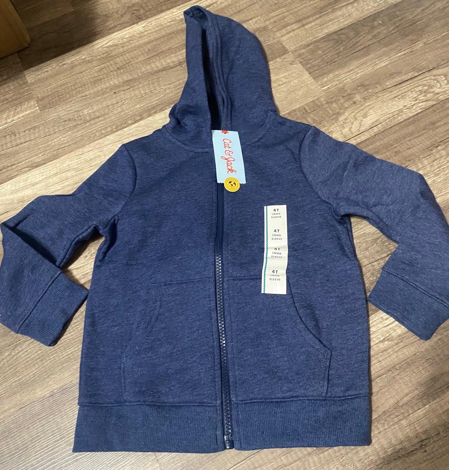 Boys 4T bundle NWT