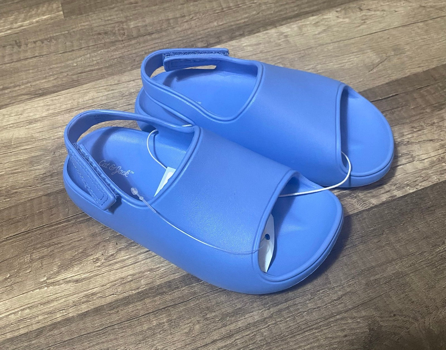 Little girls water shoes size 11 NWT