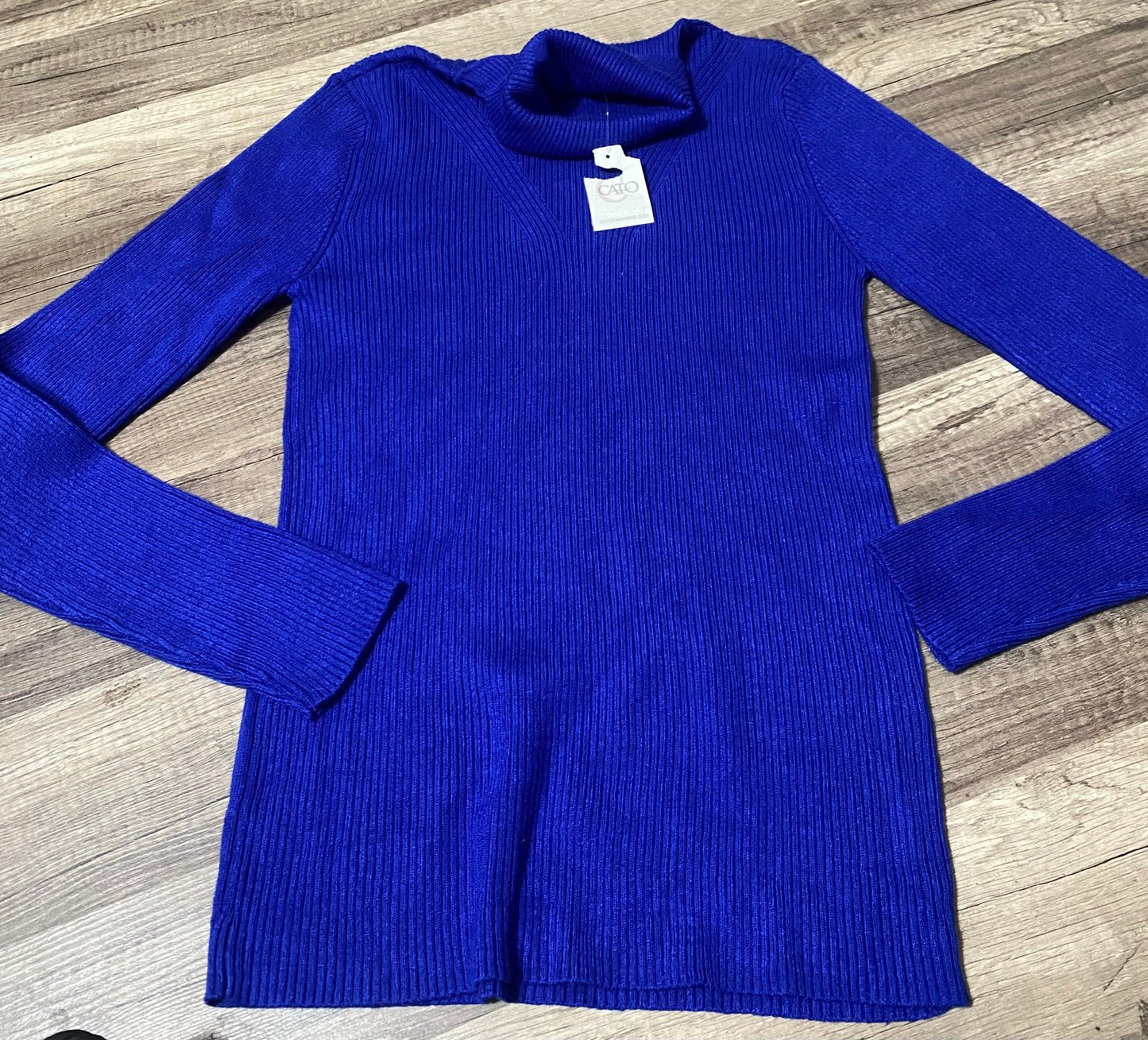 Women’s Cato long sleeve top NWT size Small