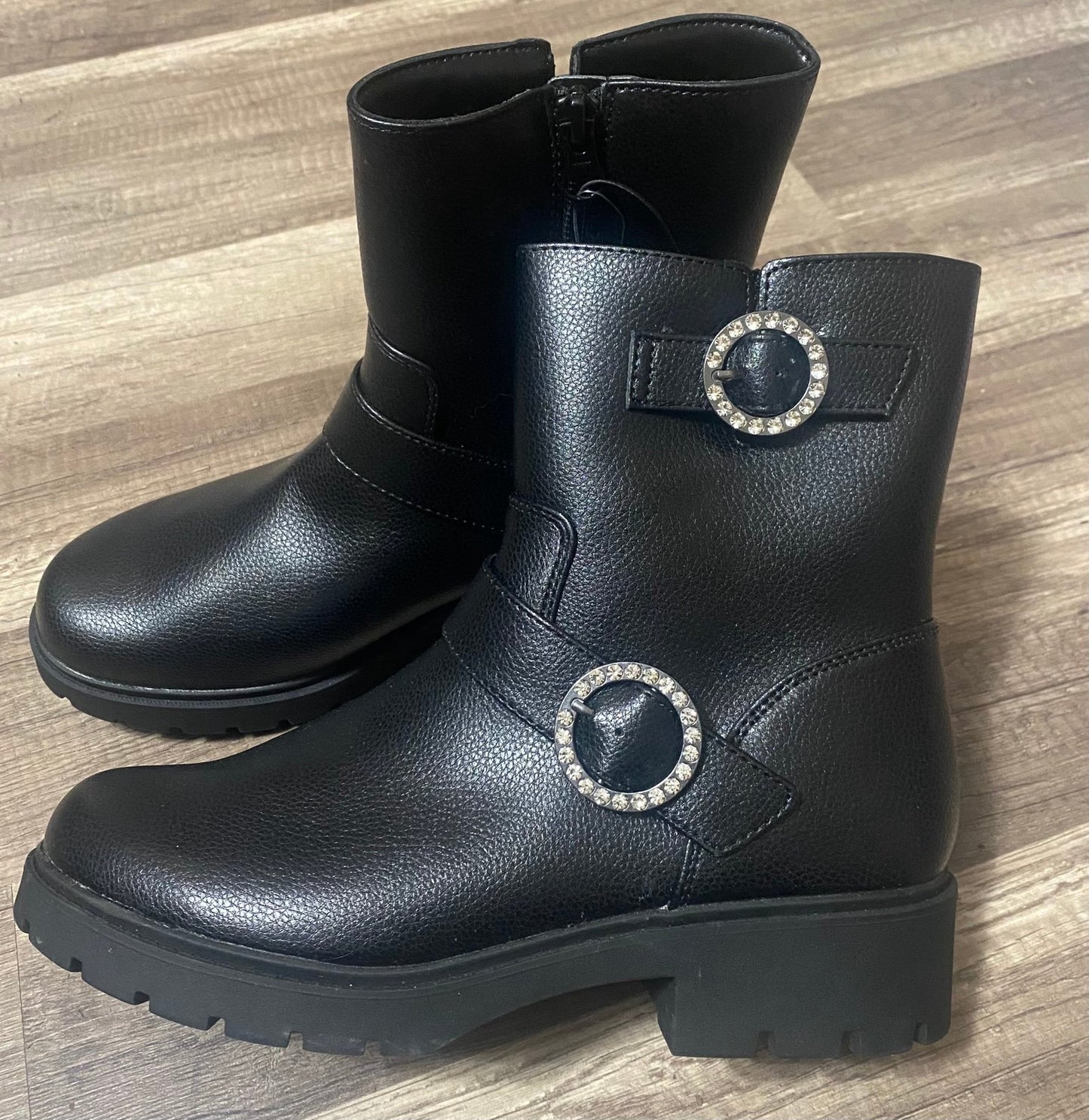 Big kid girls size 5 boots NWT