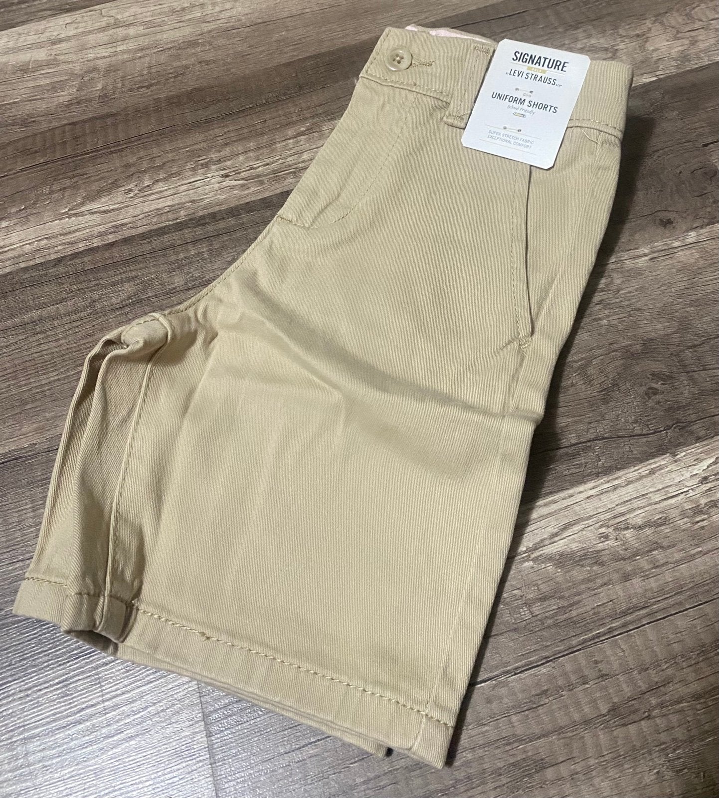 Girls shorts size 6 NWT