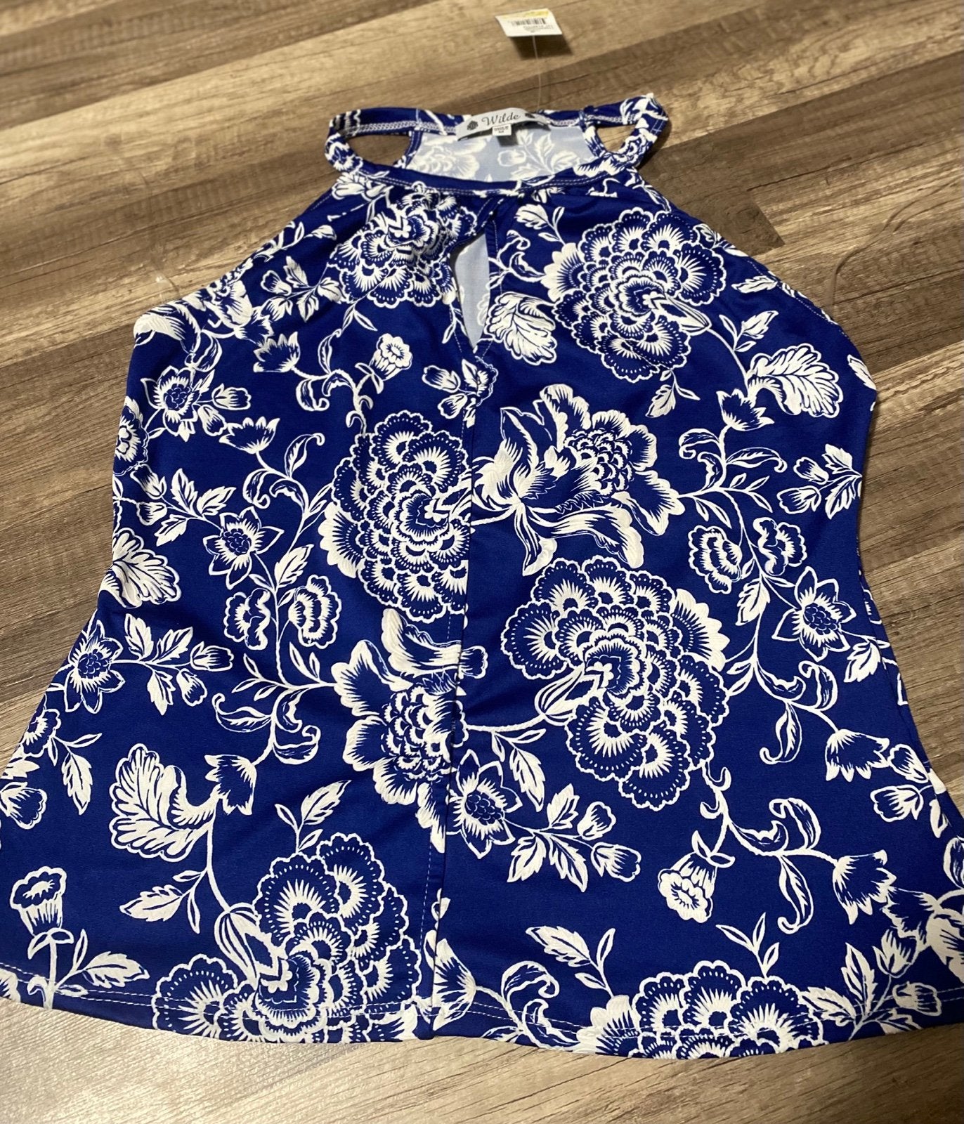 Women’s Medium tank top NWT