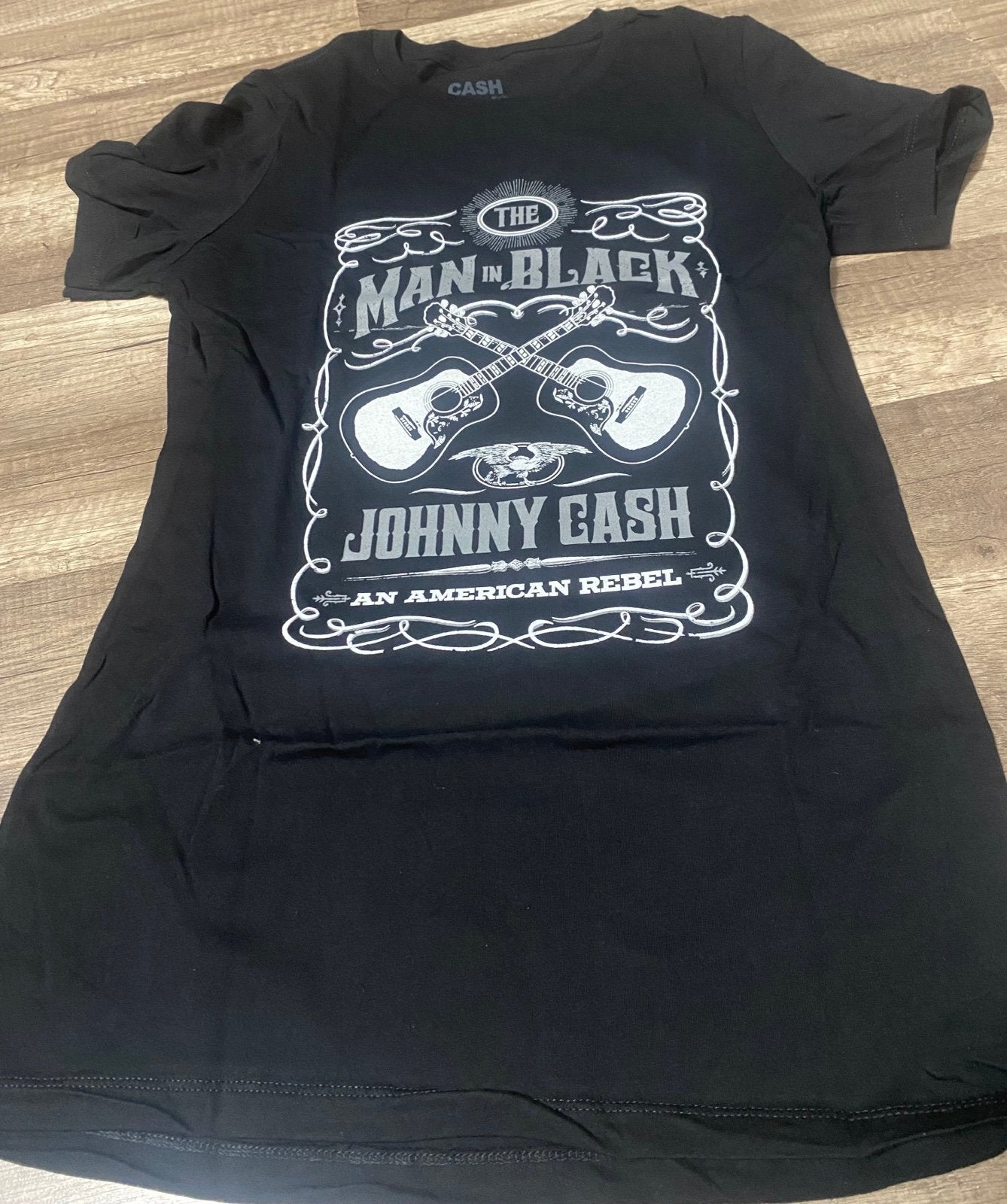 Women’s Johnny Cash top size XL NWT