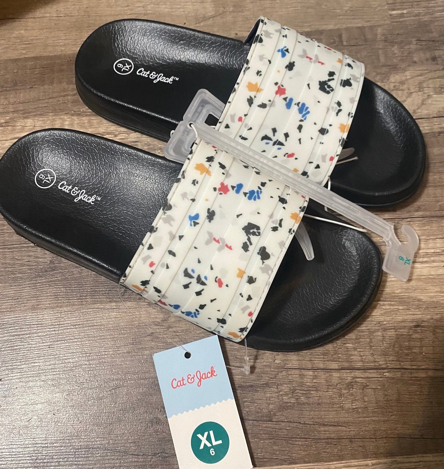 Kids sandals size 6 youth NWT