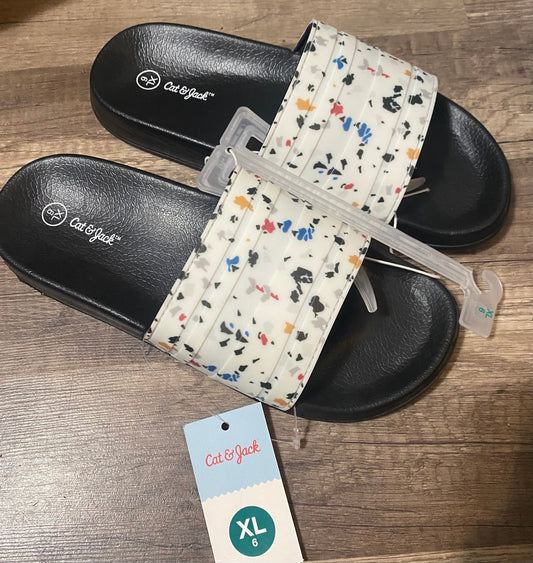 Kids sandals size 6 youth NWT