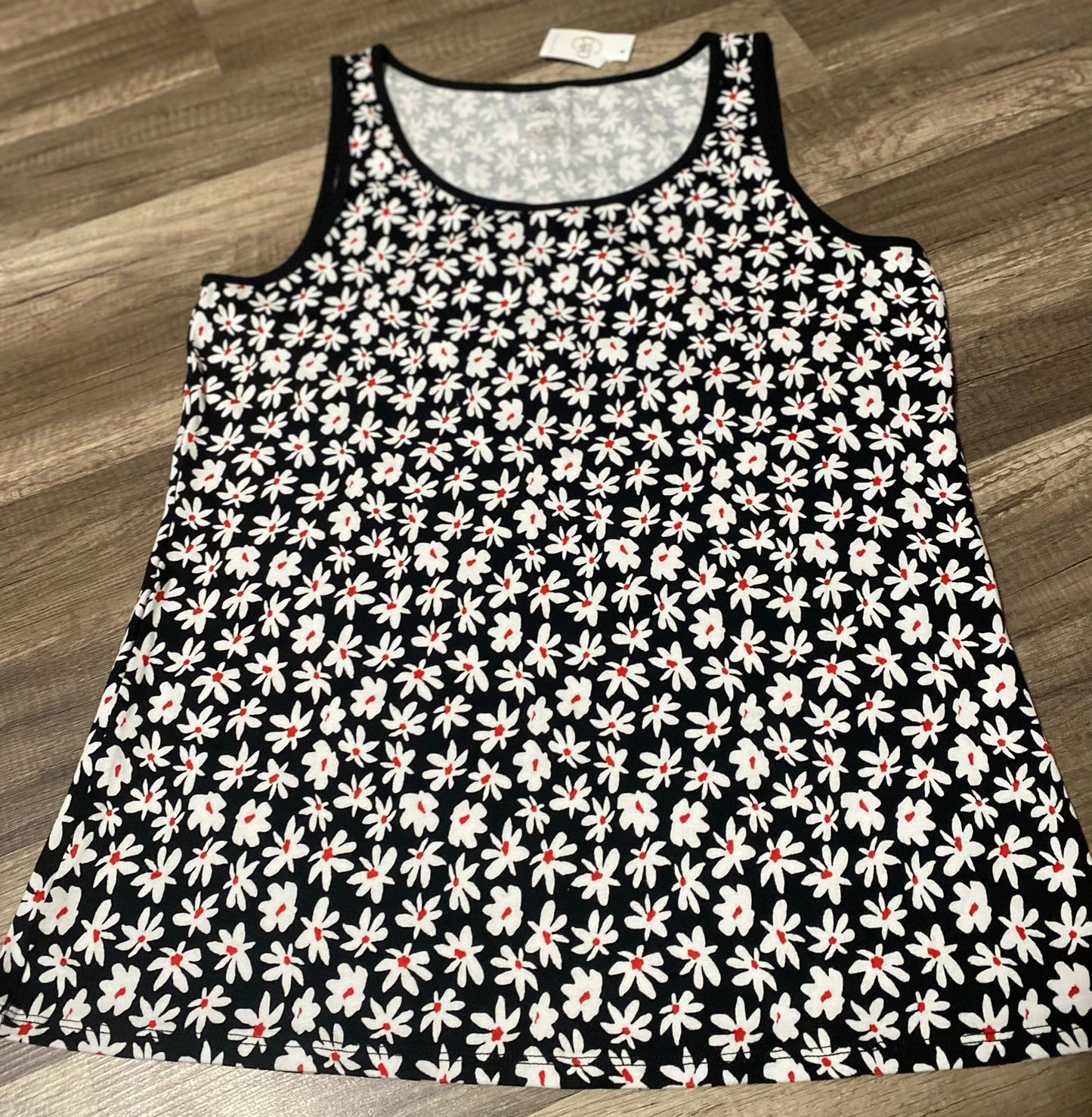 Women’s Large tank top NWT