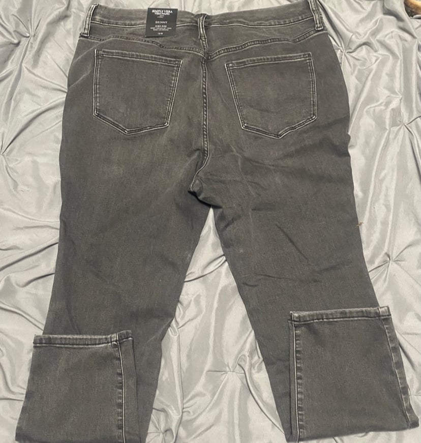 Women’s skinny jeans size 16W NWT