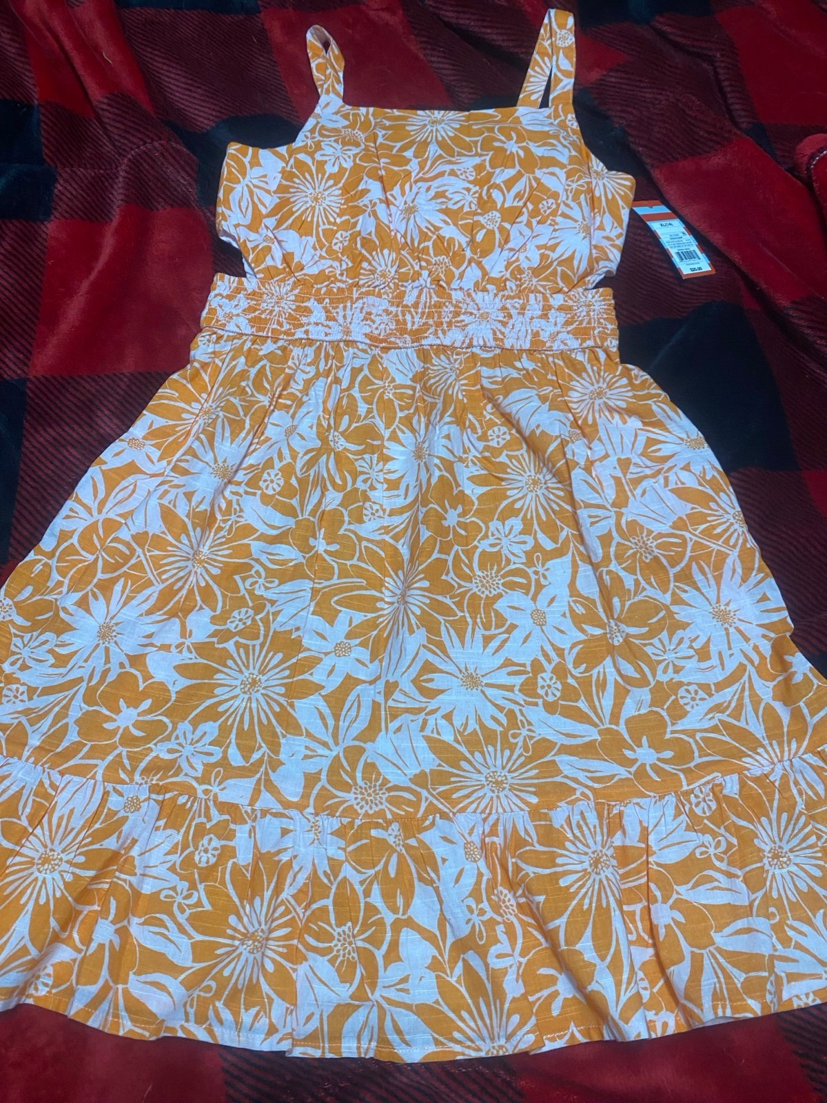Girls dress size XL/14 NWT