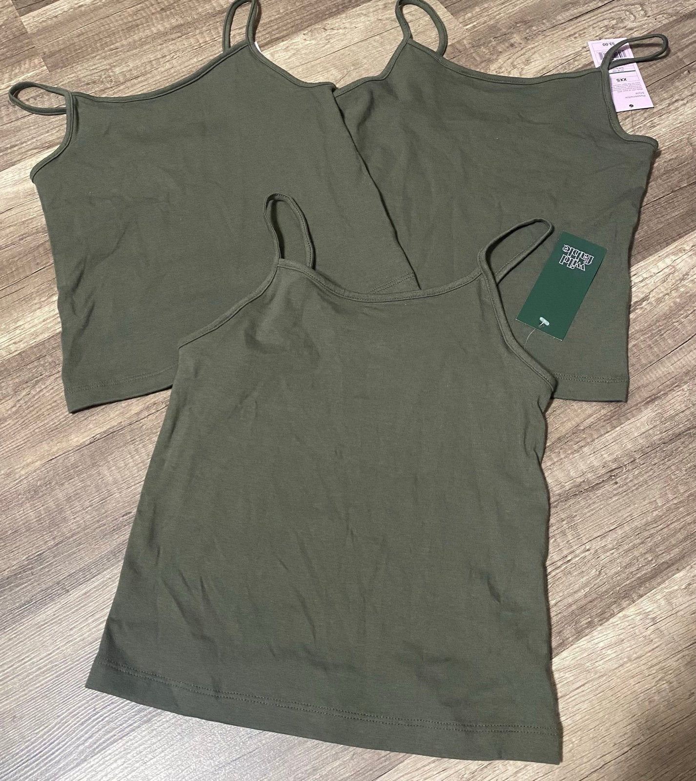 3 XXS women’s cropped tanks NWT